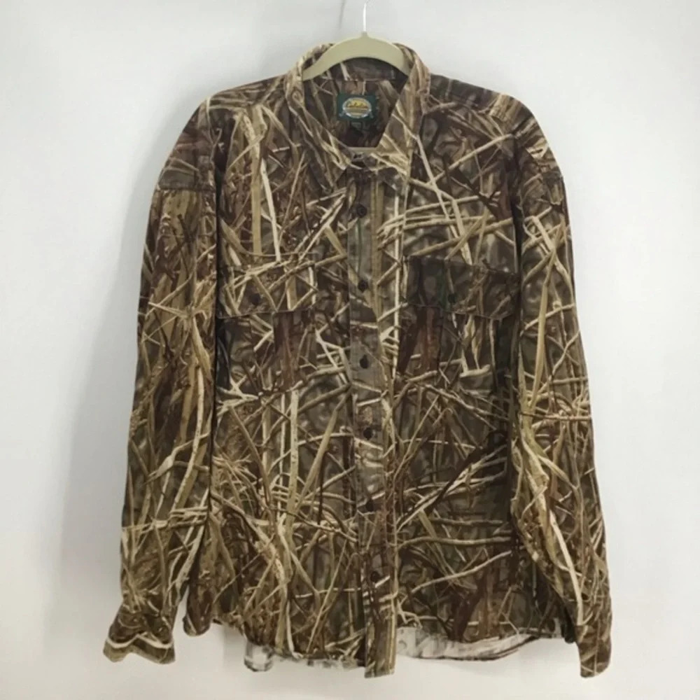Cabela’s Men’s Camo Backwaters Seclusion 3D Button-Up Shirt